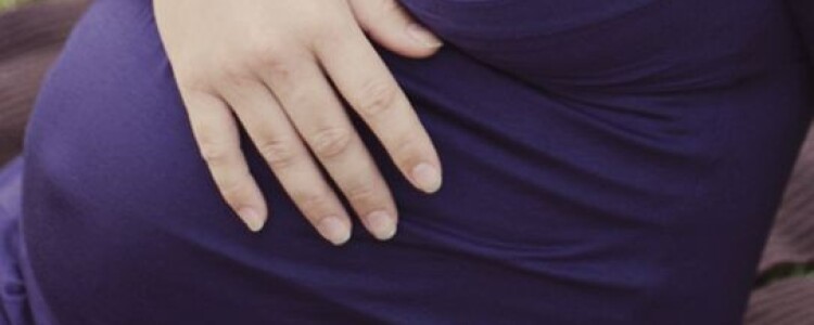 Новое исследование подтверждает, что пение без маски в помещении распространяет COVID-19 через аэрозоли