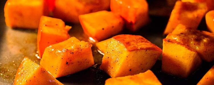 В настоящее время предпринимаются усилия по устранению вредных клинических алгоритмов, основанных на расовой принадлежности.