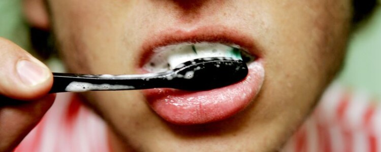 Преобразуйте свой образ: модные прически для женщин с пухлым лицом